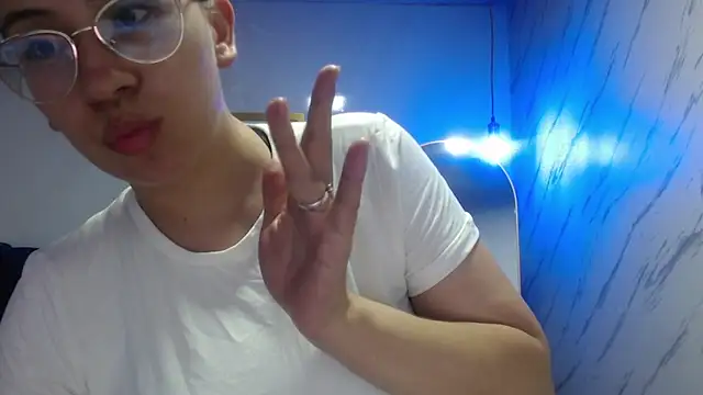 Megan_Hot_v's cam snapshot