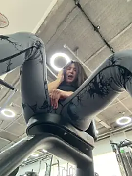 LaudingElastase live sex cam