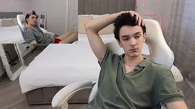 MoonlinSkinn live sex cam