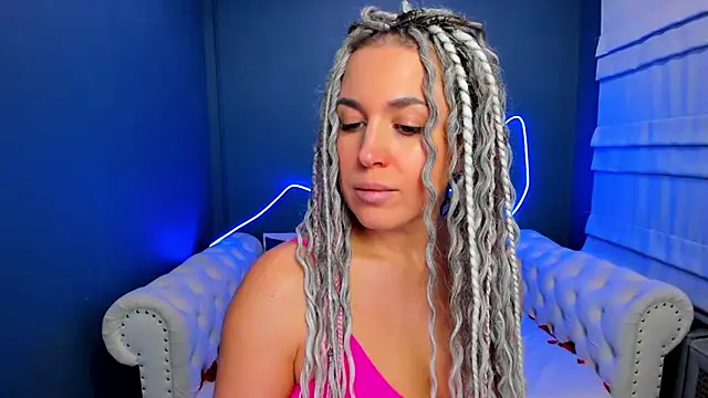 rock_n_roxy's cam snapshot