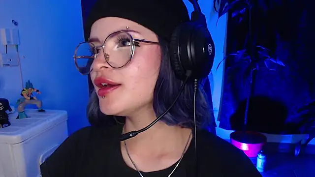 Raventh_'s cam snapshot