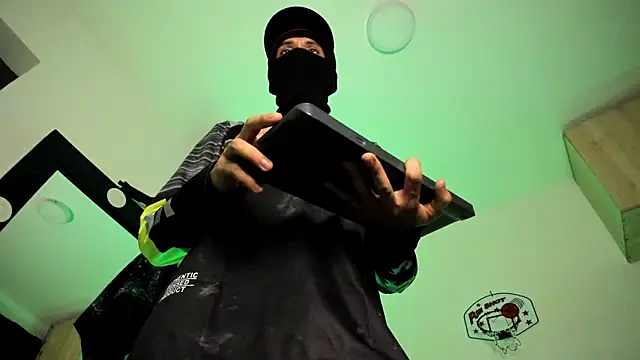 Samuel_Suarez's cam snapshot