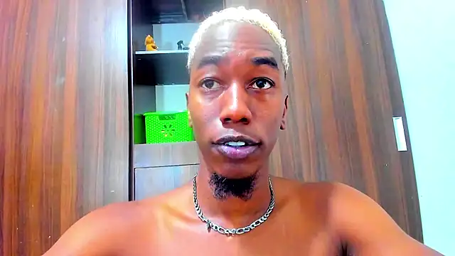 Dreamastercum_'s cam snapshot