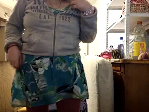 Samantha_Squirt@xh's cam snapshot