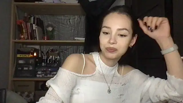 Yuna5343 live sex cam