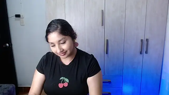 Gia_Dior's cam snapshot