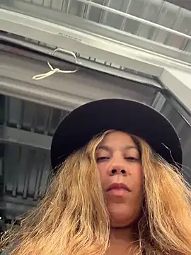 Bigbuttbrooklynn live sex cam