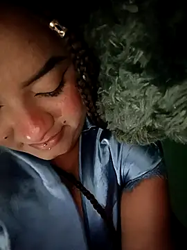 tina_tinitaa's cam snapshot