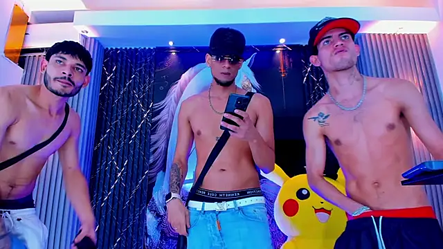 The_Gods_In_Diamonds's cam snapshot