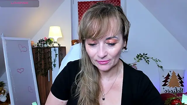 naughtymilane's cam snapshot