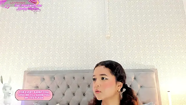 Evaa_Lunna_'s cam snapshot