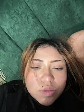 Lulu69___'s cam snapshot