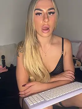 Abi_Desires's cam snapshot