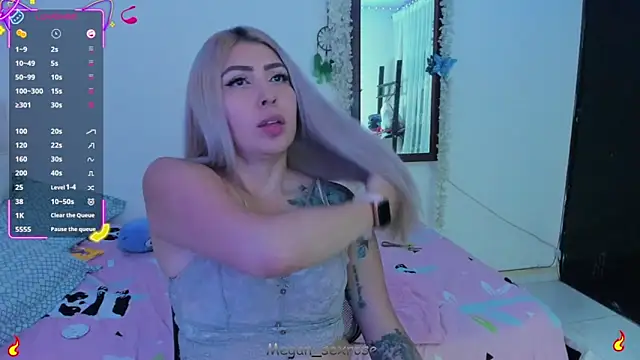 megan_sexrose's cam snapshot