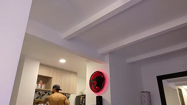 tony_muscle live sex cam