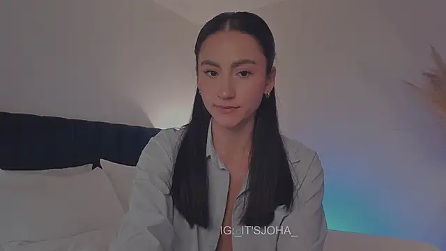 Lovinggirl_'s cam snapshot