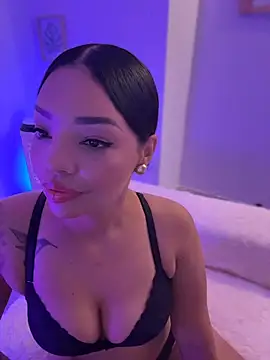 JennLeMoka's cam snapshot