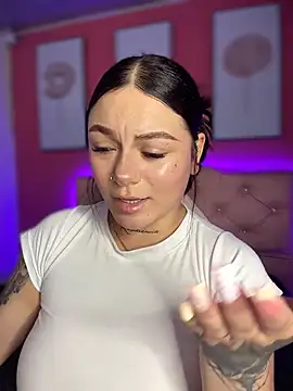 Megaan__More's cam snapshot