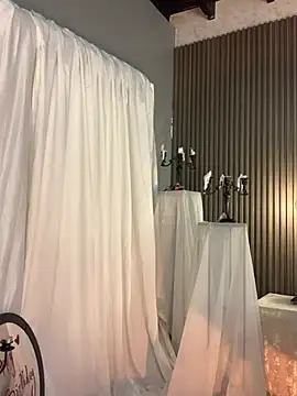 BrigitteVons's cam snapshot