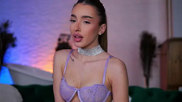 ClaraBenatti live sex cam