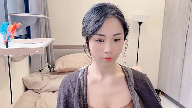 BabyOneDaily live sex cam