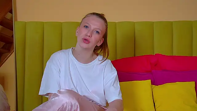 BeatriceBinoche live sex cam