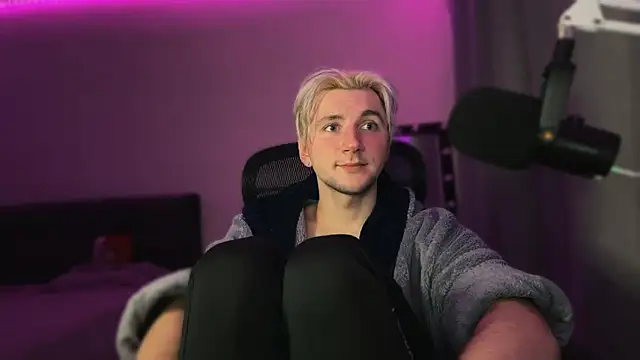 Elvin_Vaenight's cam snapshot