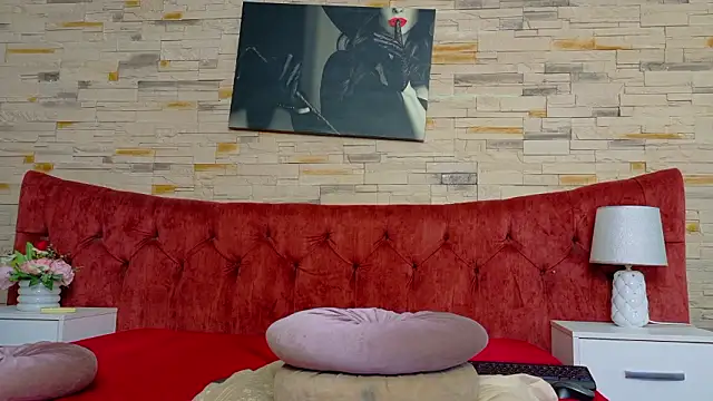 YasmineSly's cam snapshot