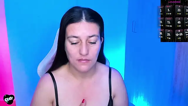 Saskyaa live sex cam