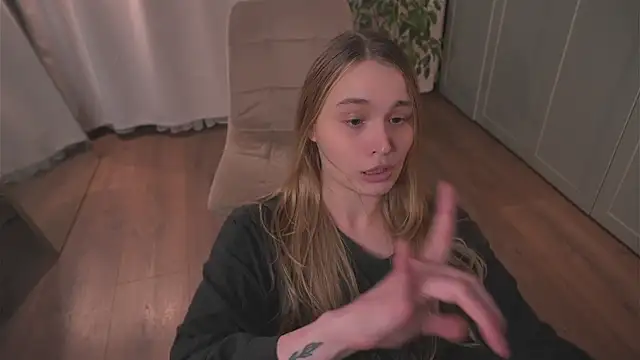 lisa_schiele's cam snapshot