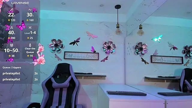 Natasha-Adams's cam snapshot