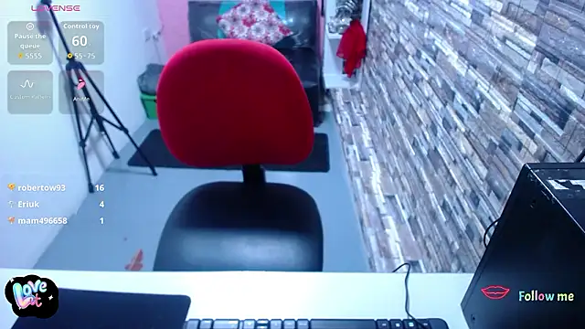 clara_luna's cam snapshot