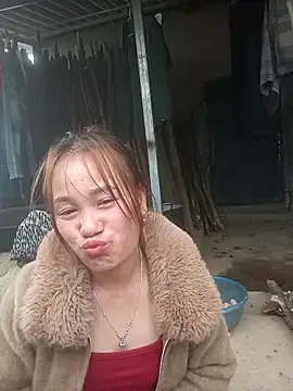 cutebobi's cam snapshot