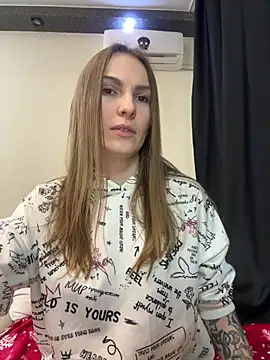 RachelBelI's cam snapshot