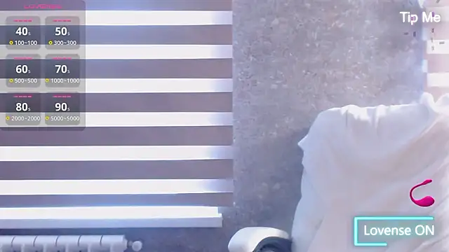 LillySquirtShot's cam snapshot