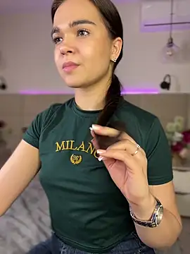 BabyShy- live sex cam