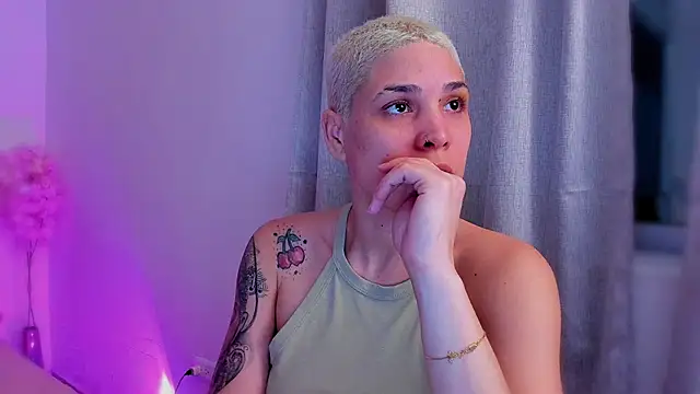 Charlee_pink's cam snapshot