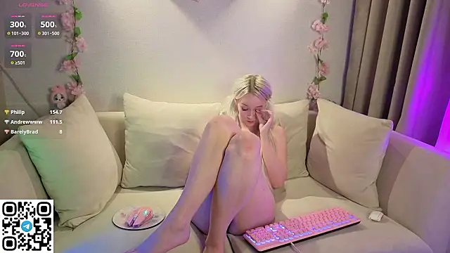 Anadeyaaa's cam snapshot