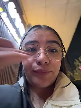 vaneelee's cam snapshot