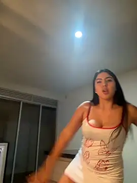 Sofia_Collins-'s cam snapshot