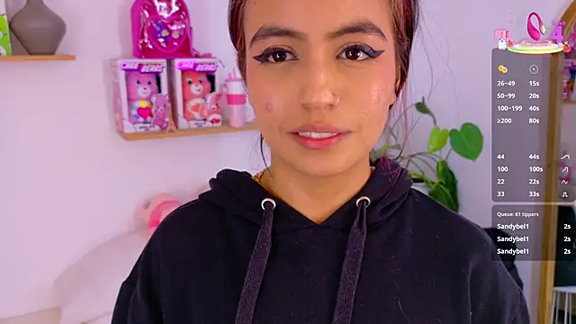 emily_bank's cam snapshot