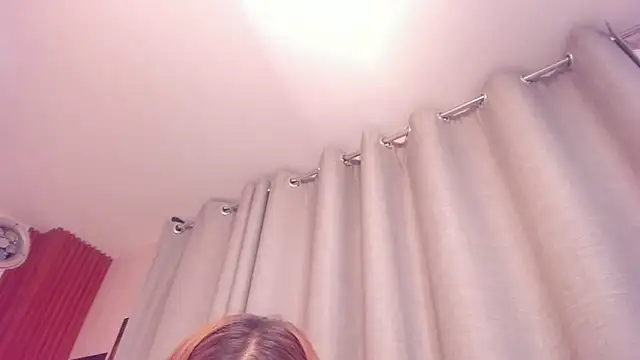 beautifulgirl4u_'s cam snapshot