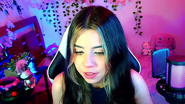 Kittyuwu_'s cam snapshot