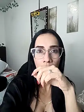 YaraDuartee's cam snapshot