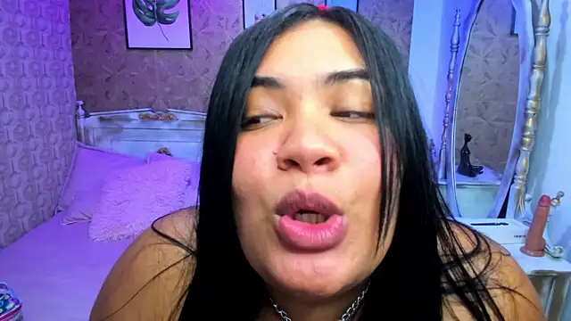 Sara_clk's cam snapshot