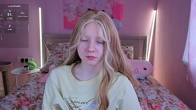 1stEva's cam snapshot