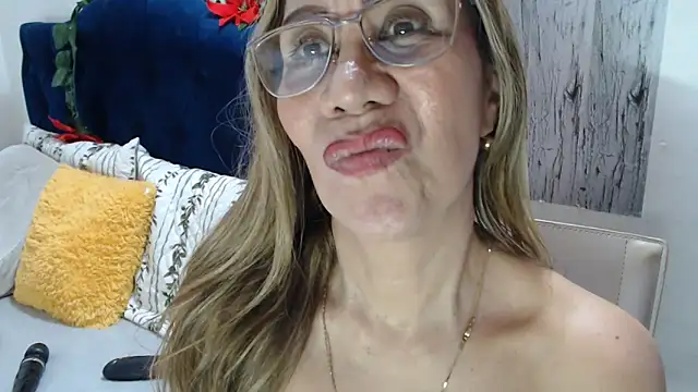 samantha_20x's cam snapshot