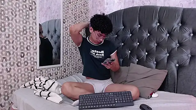 liam_twiink live sex cam