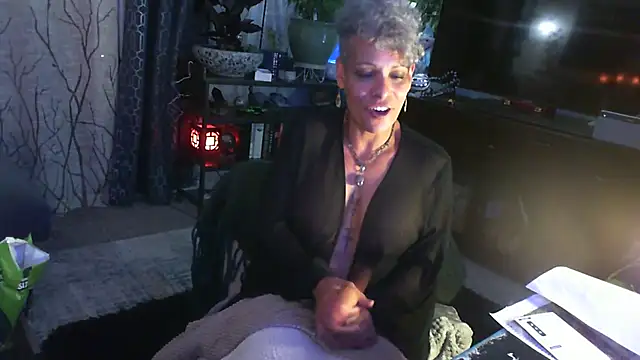 CeceilaMoon live sex cam