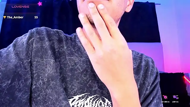 Ethan_Boyy live sex cam